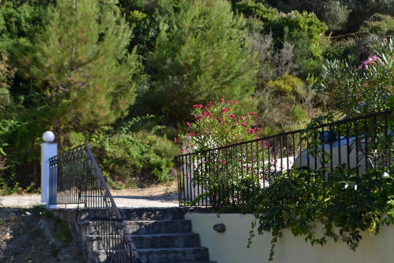 Giannatos Studios- Isabella Poros  Exterior photo